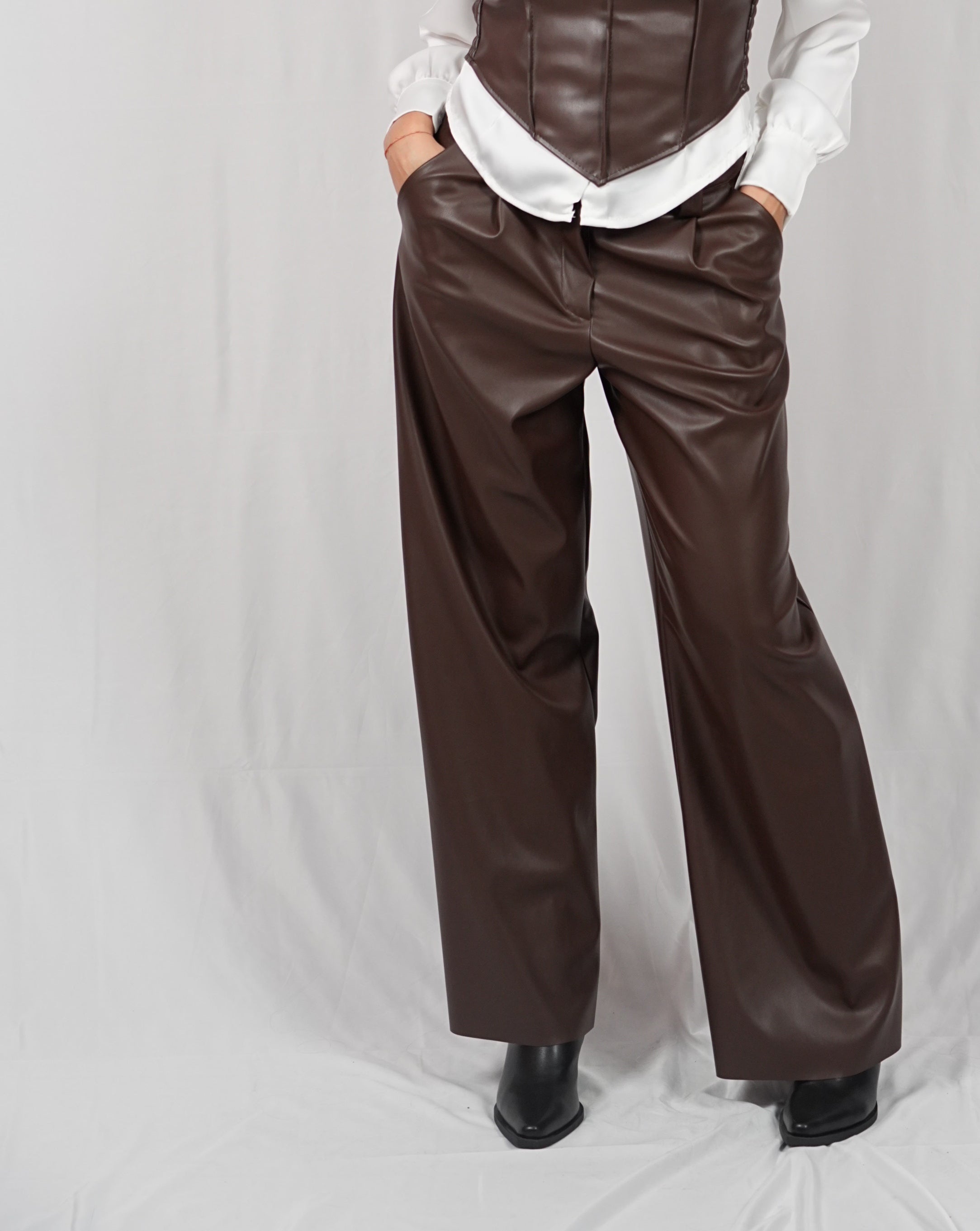 Pantalone loose ecopelle Cioccolato