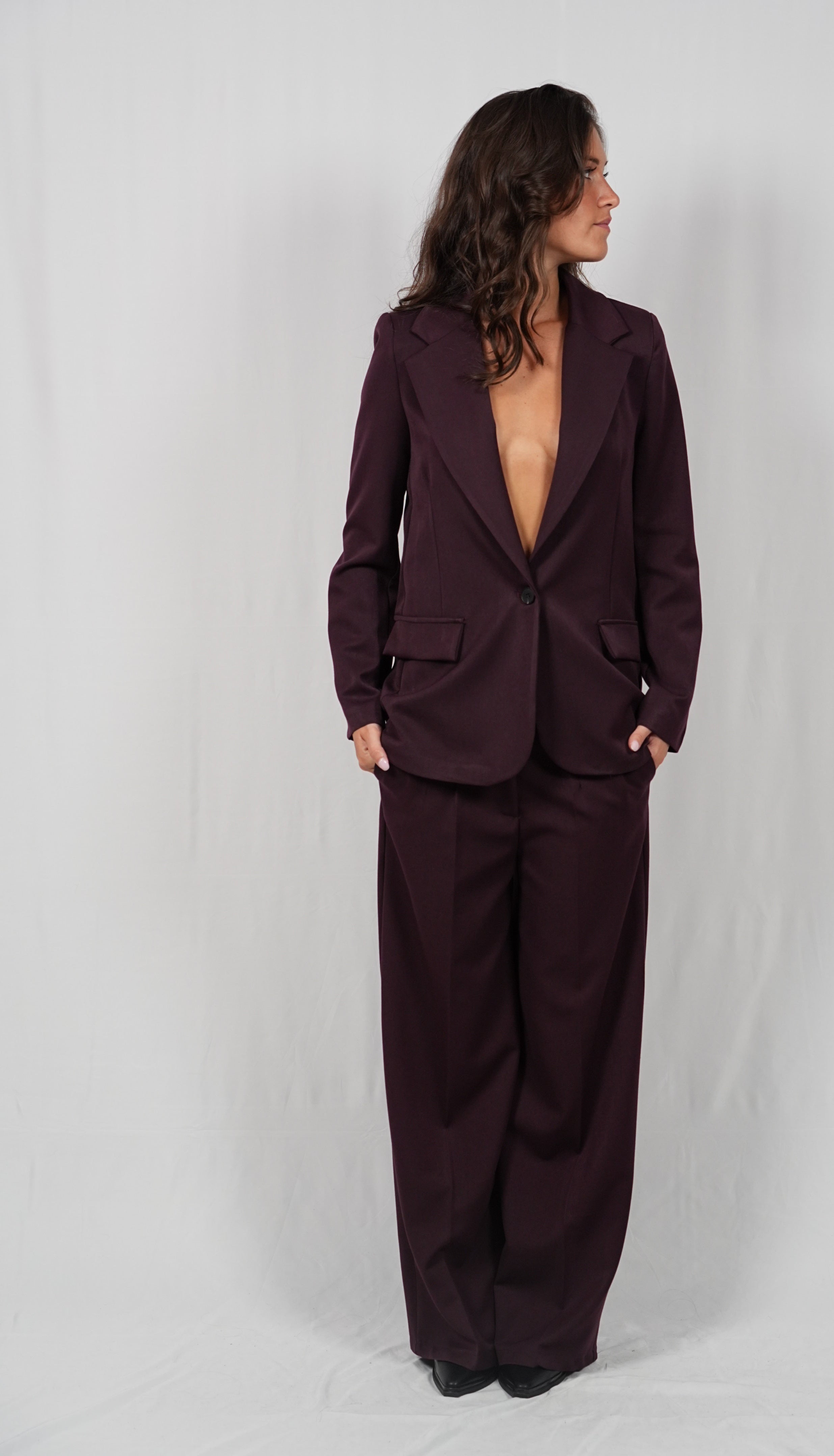 Completo Eve Bordeaux